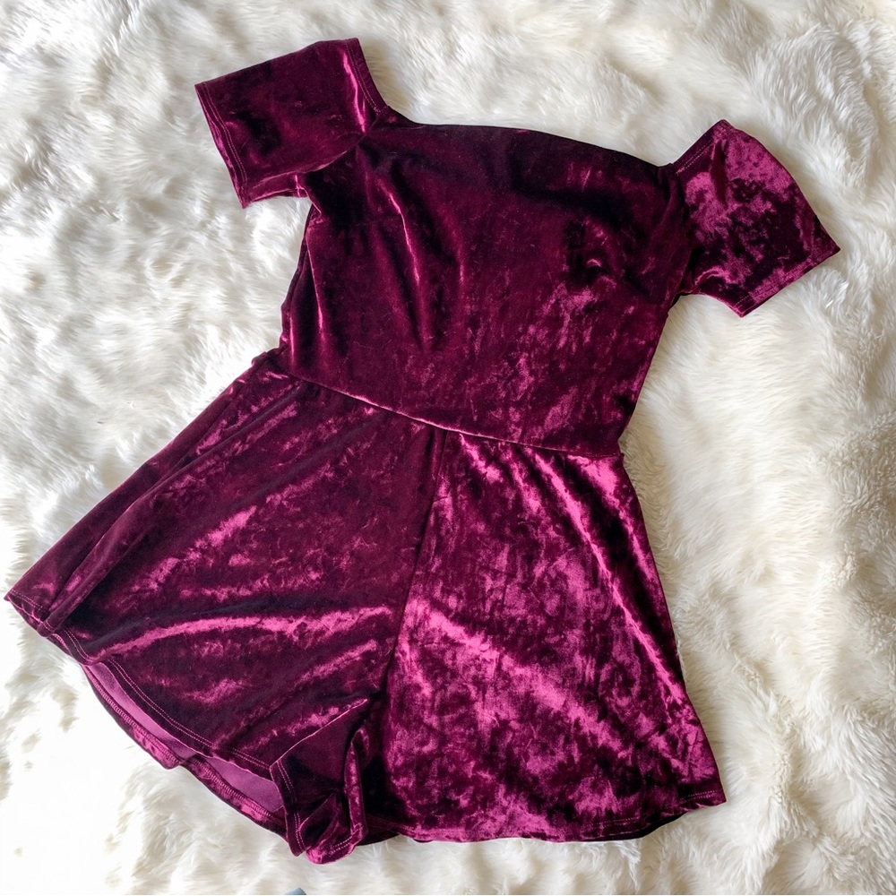 Windsor dark red/maroon velvet cold shoulder romper, loose fit bottom, large